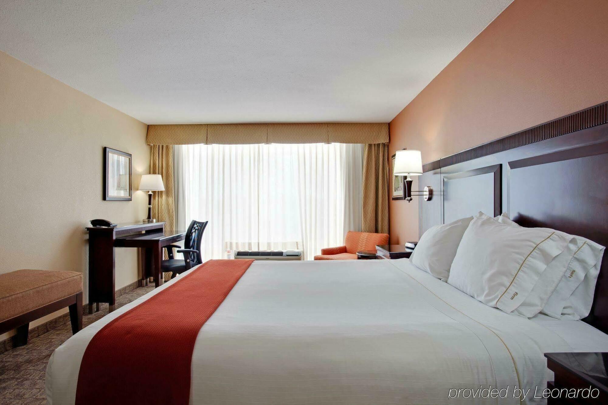 Holiday Inn Express San Diego - Sorrento Valley By Ihg Quarto foto